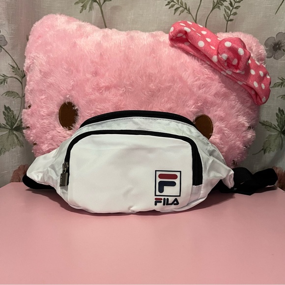 FILA UNISEX WHITE FANNYPACK - Picture 1 of 3